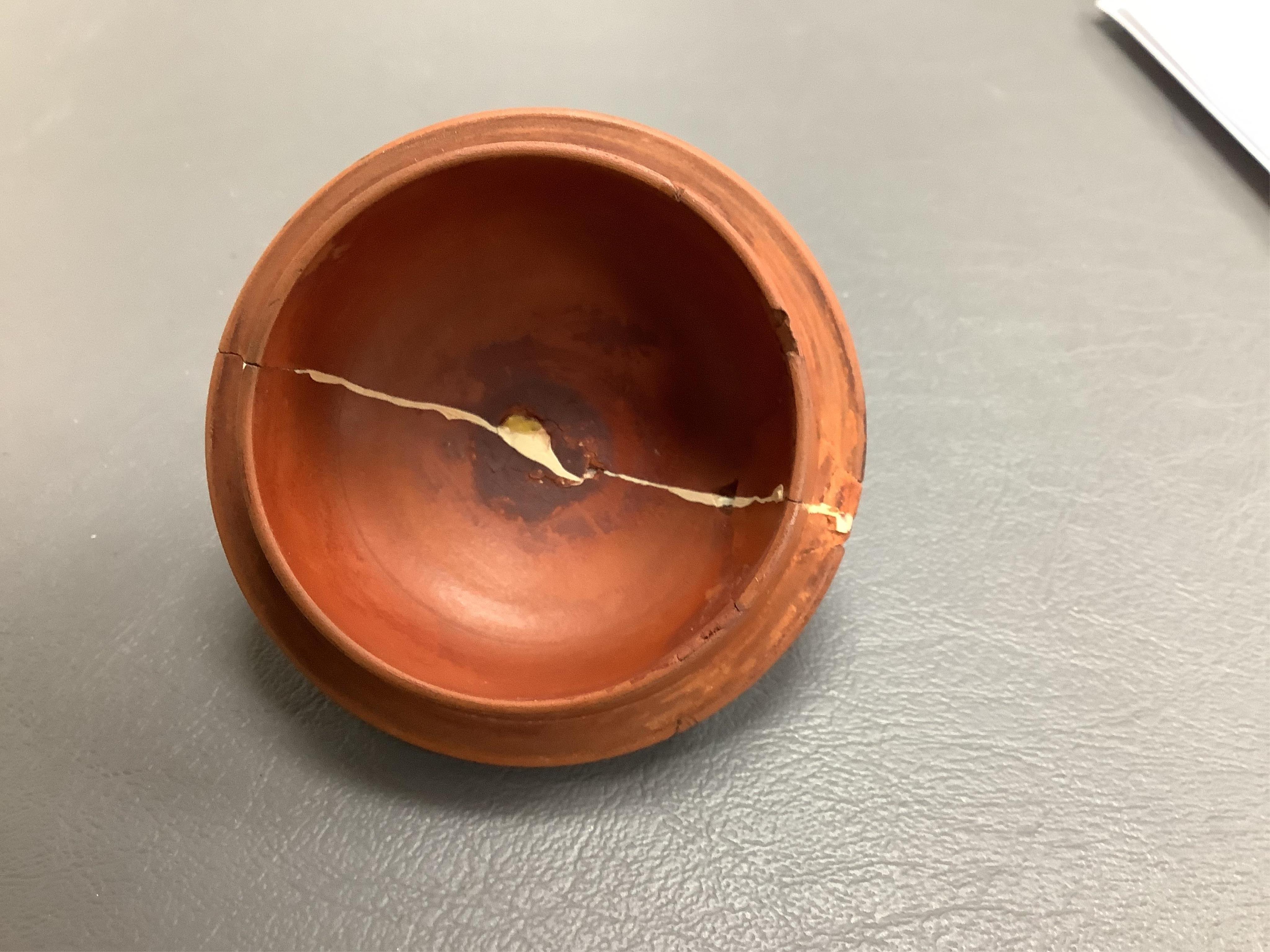 A Beswick woodpecker, two Myott jugs and two Wedgwood teapots and covers, largest 22cm